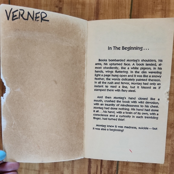 's Fahrenheit 451 - Special Book Club Edition - Picture 3 of 3